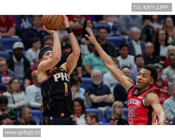 布克首节手感不佳仅得5分投篮命中率低迷影响比赛表现